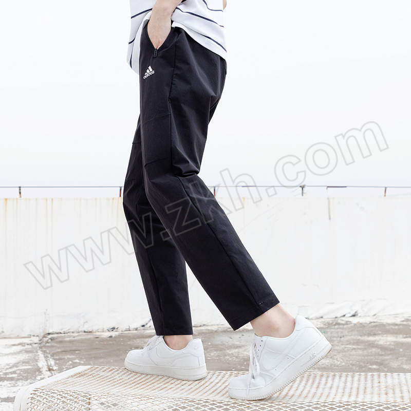 ADIDAS/阿迪达斯 男子运动裤梭织长裤 HE9908 M 黑色 1件