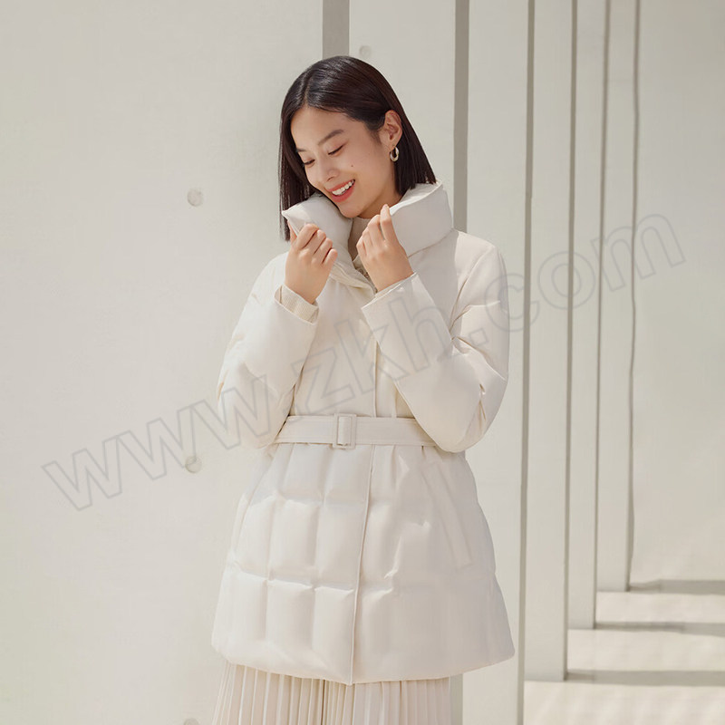 BOSIDENG/波司登 女士经典商务羽绒服 B40144148 凝脂白 175/96A 1件